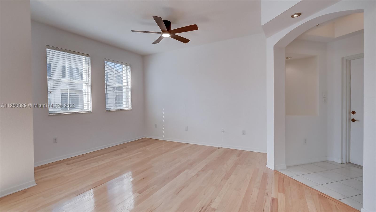 8912 W Flagler St Unit: 212