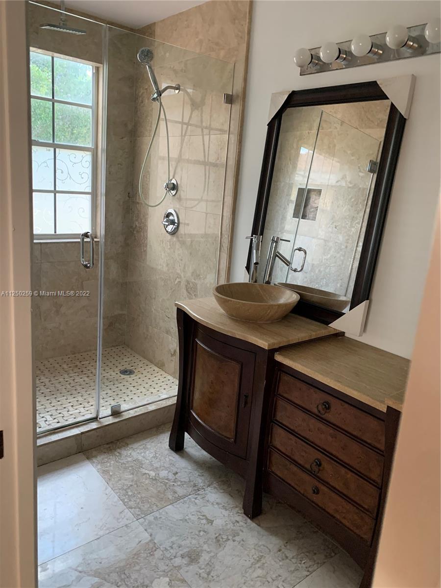 883 SW 179th Ave