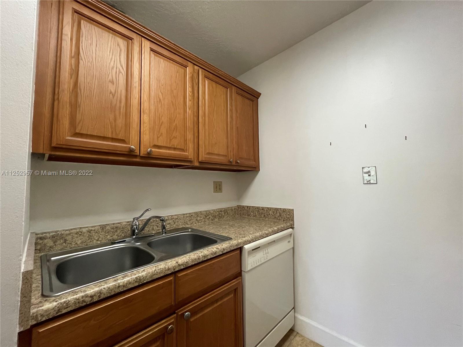 4270 NW 89th Ave Unit: 203