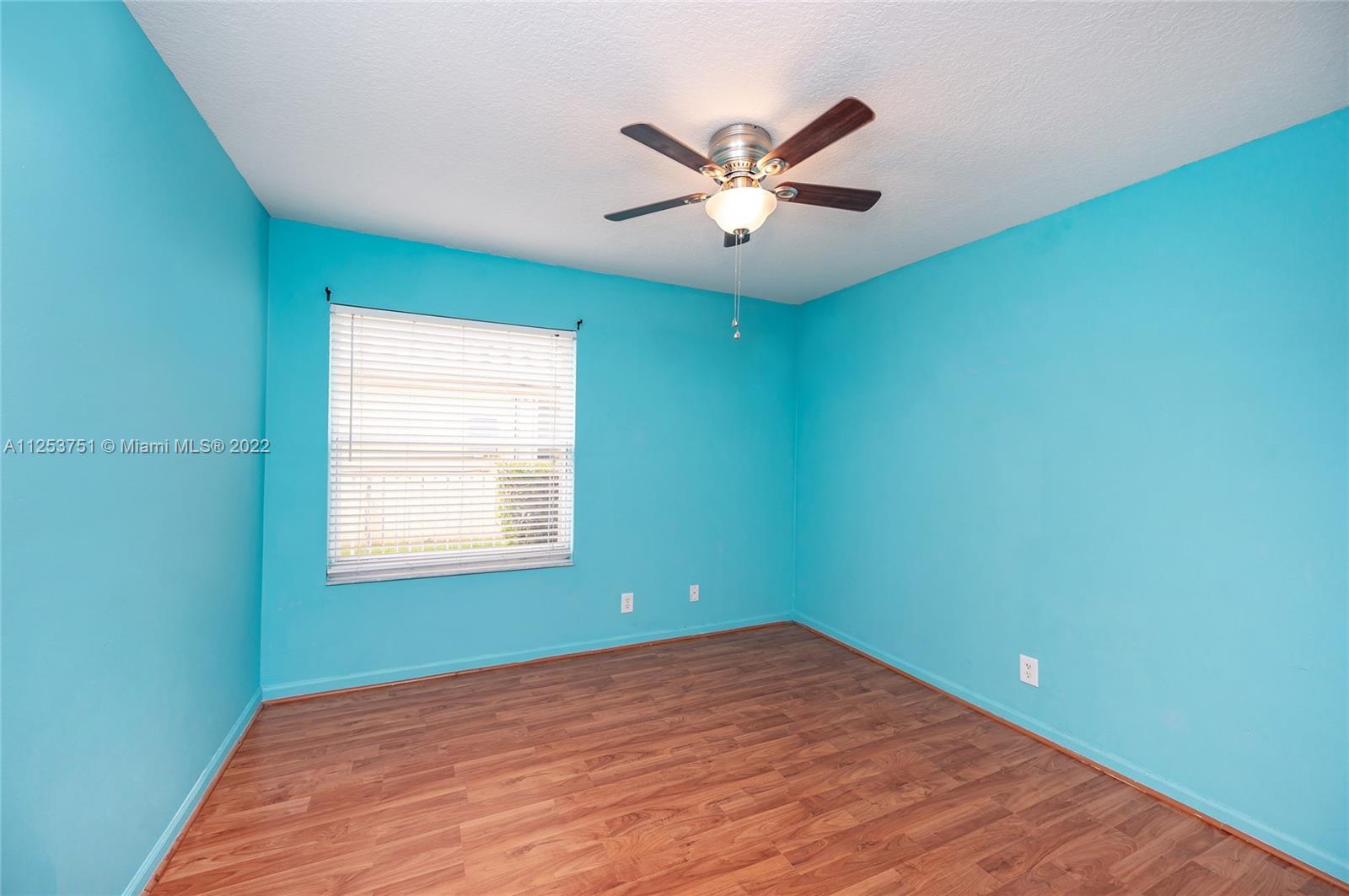 1515 SW 189th Ave