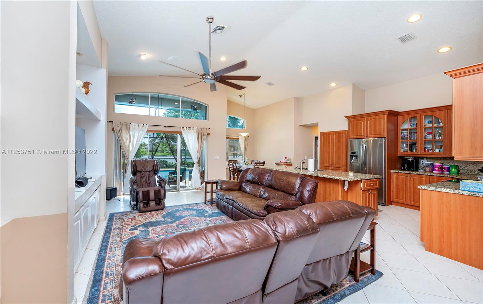 1515 SW 189th Ave