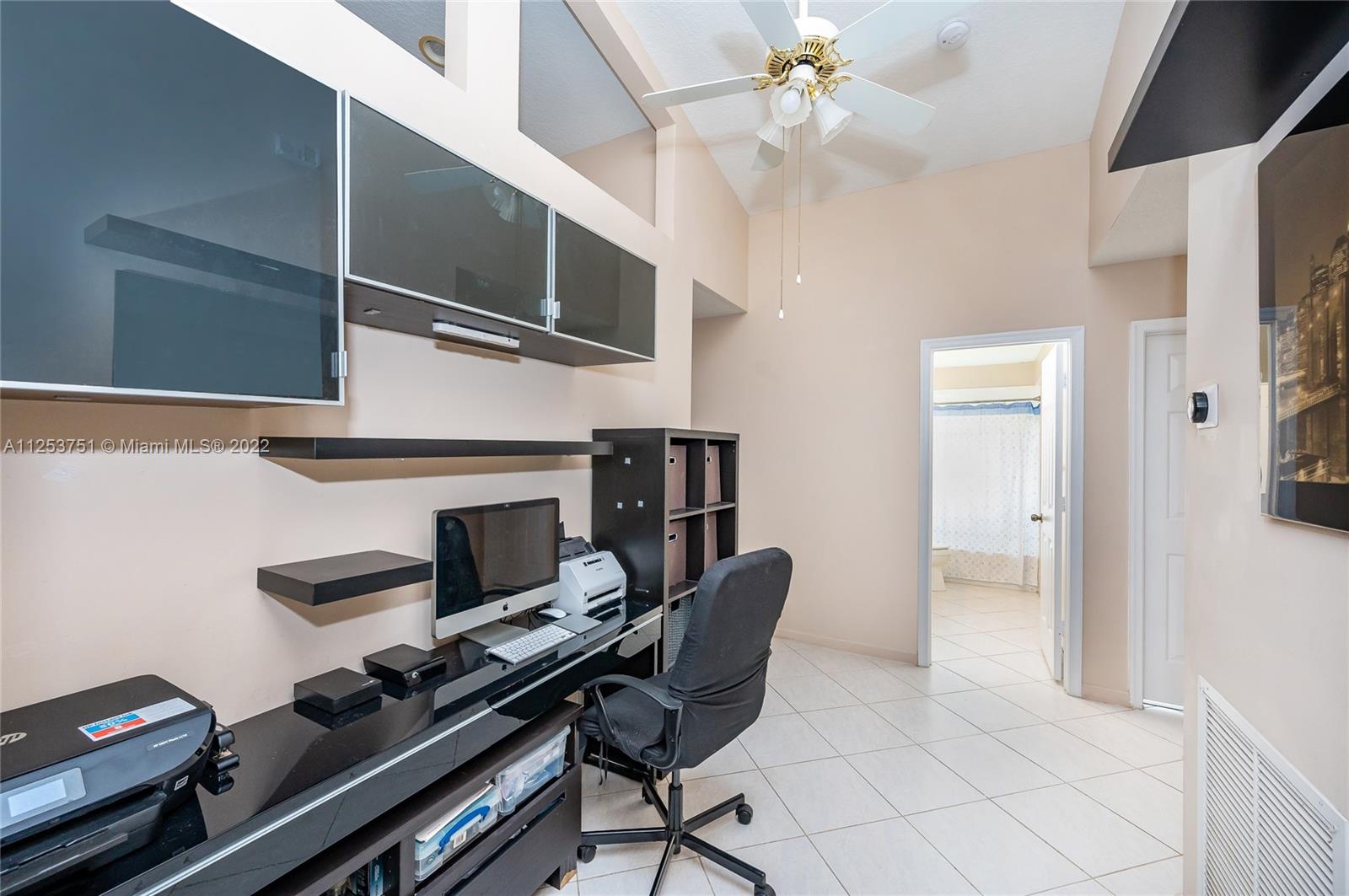 1515 SW 189th Ave