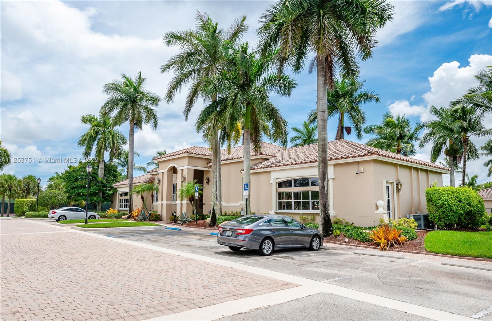 1515 SW 189th Ave