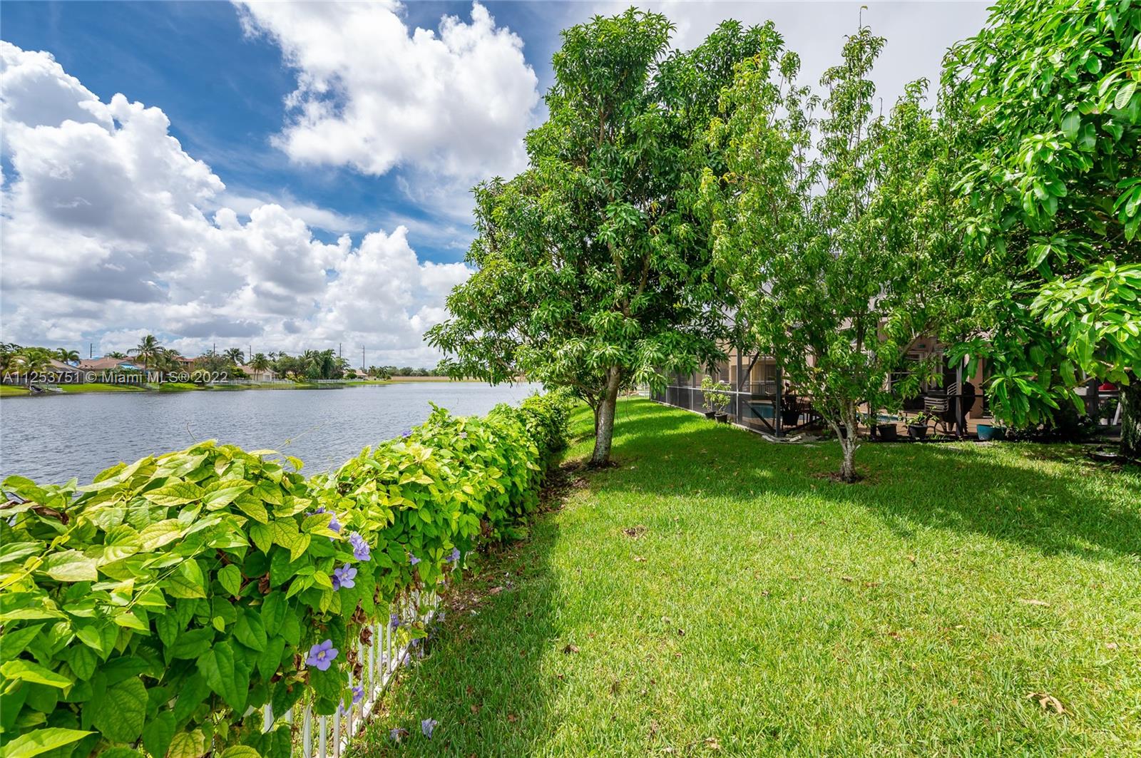 1515 SW 189th Ave