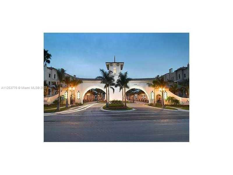 2900 NW 125th Ave Unit: 3-210