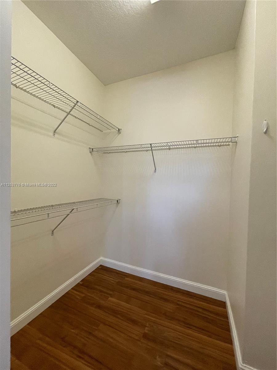 2900 NW 125th Ave Unit: 3-210