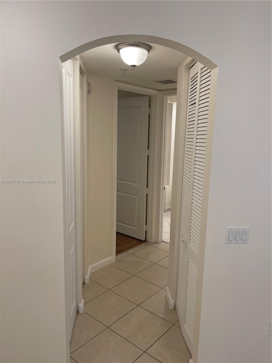 2900 NW 125th Ave Unit: 3-210