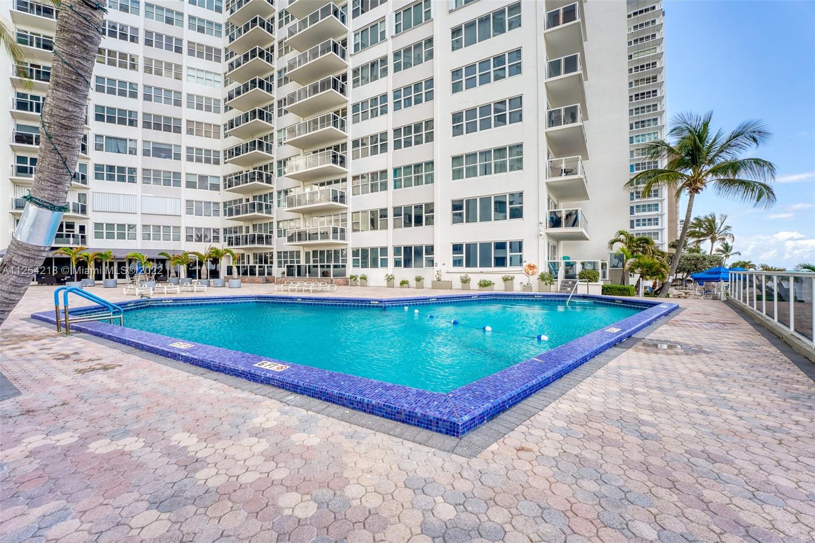 3700 Galt Ocean Dr Unit: 902