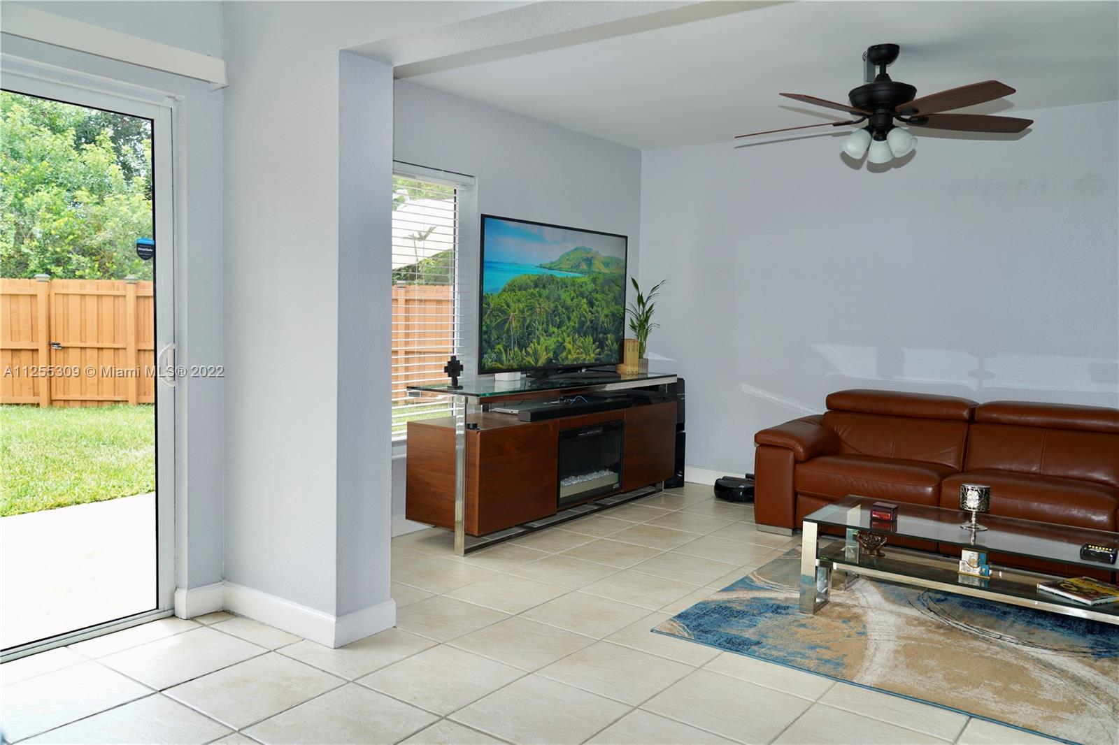 260 Sunshine Dr