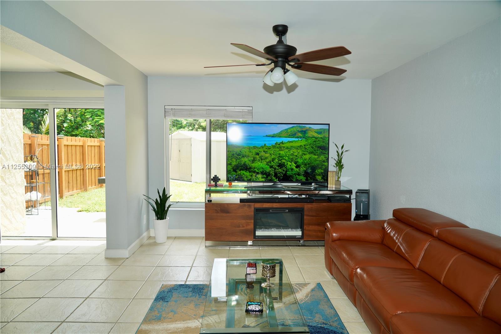 260 Sunshine Dr