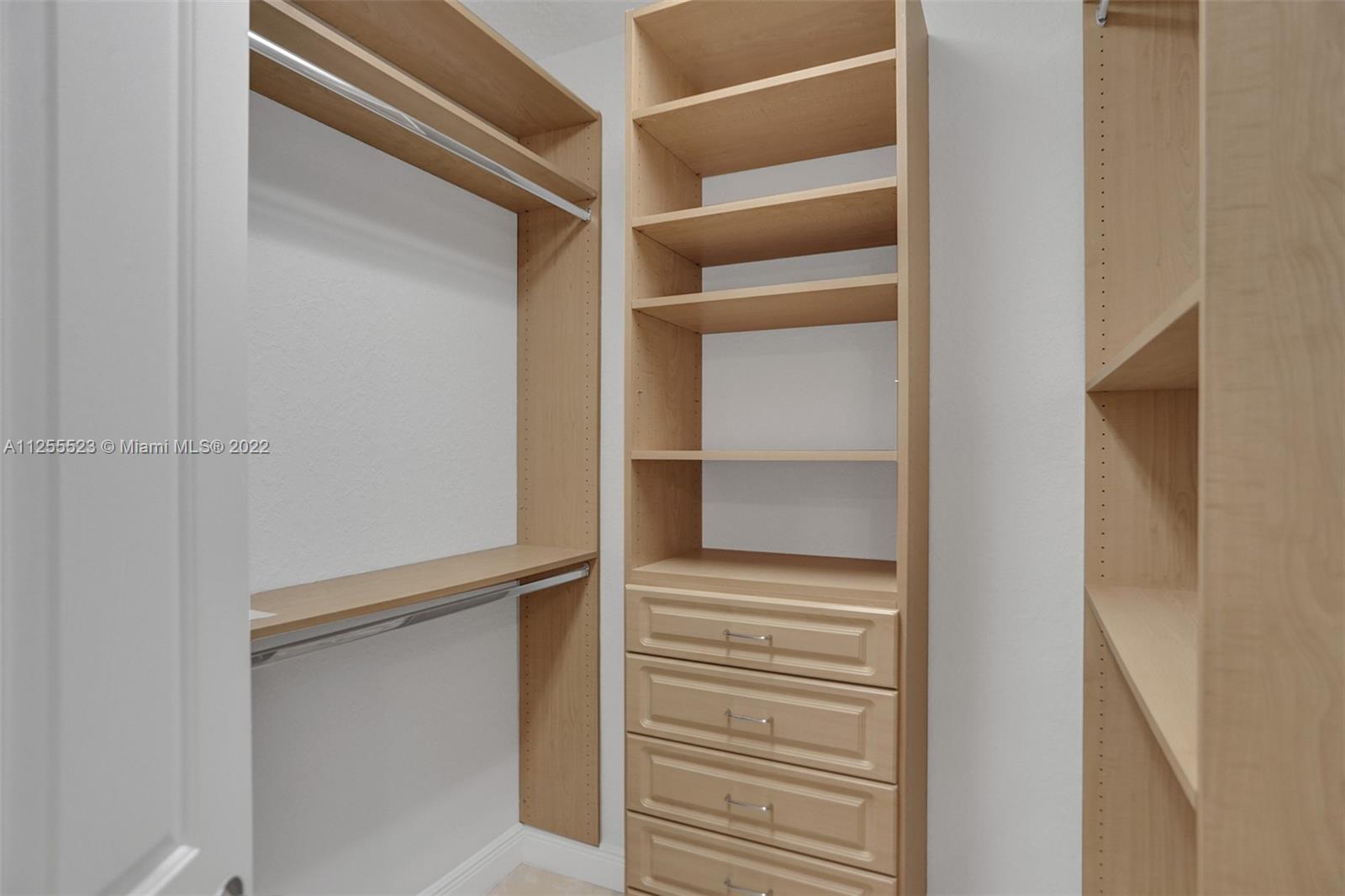 821 SE 2nd Ct Unit: 0