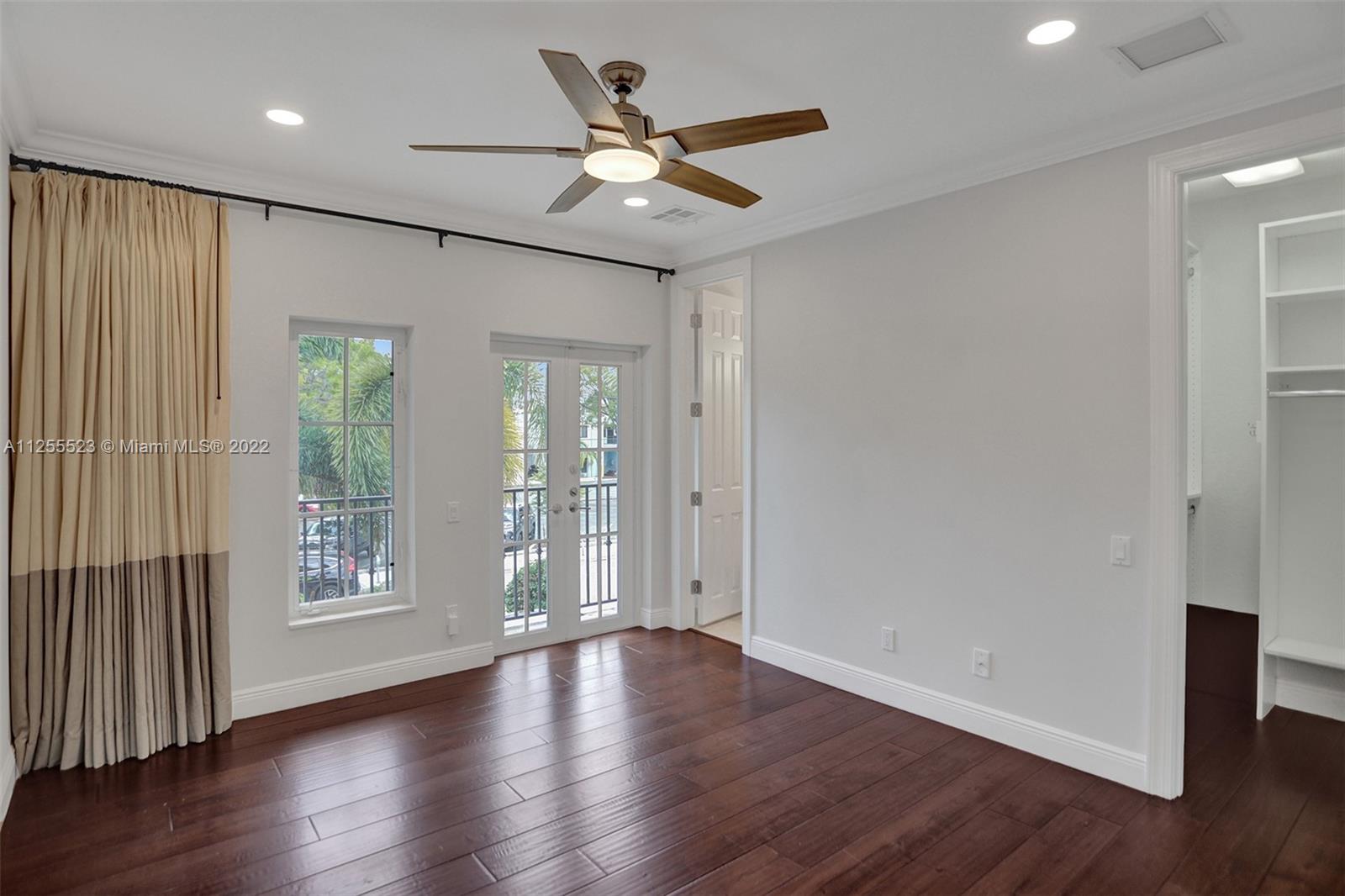 821 SE 2nd Ct Unit: 0