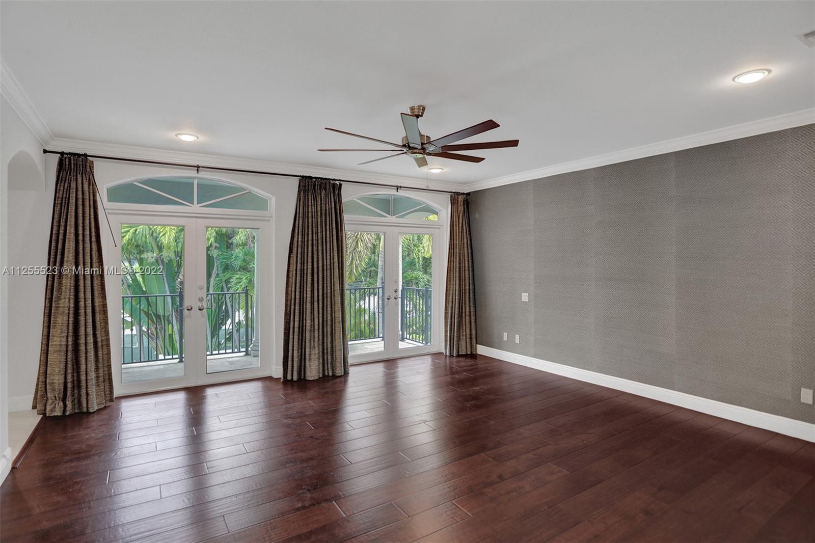 821 SE 2nd Ct Unit: 0