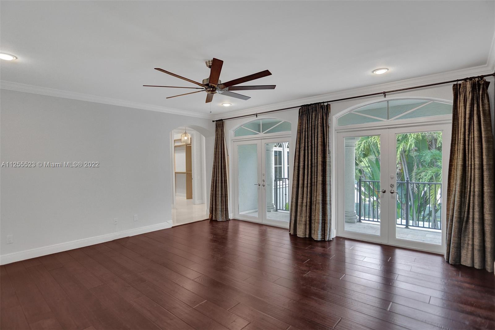 821 SE 2nd Ct Unit: 0