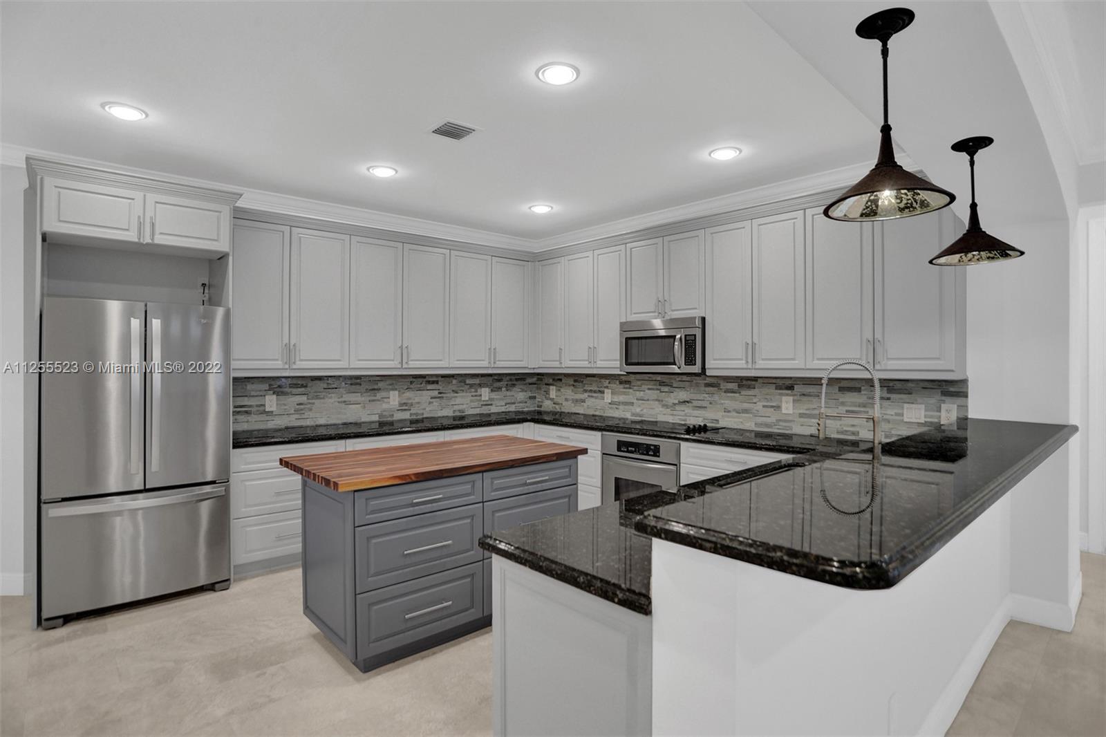 821 SE 2nd Ct Unit: 0