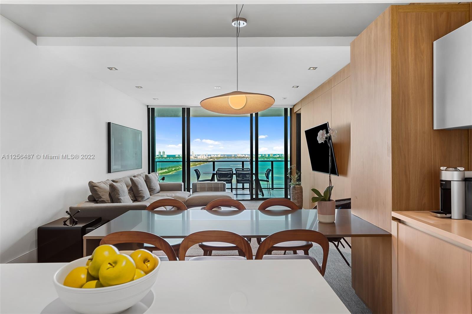 3131 NE 7th Ave Unit: 3004