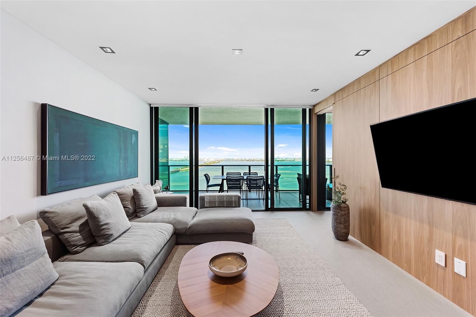 3131 NE 7th Ave Unit: 3004