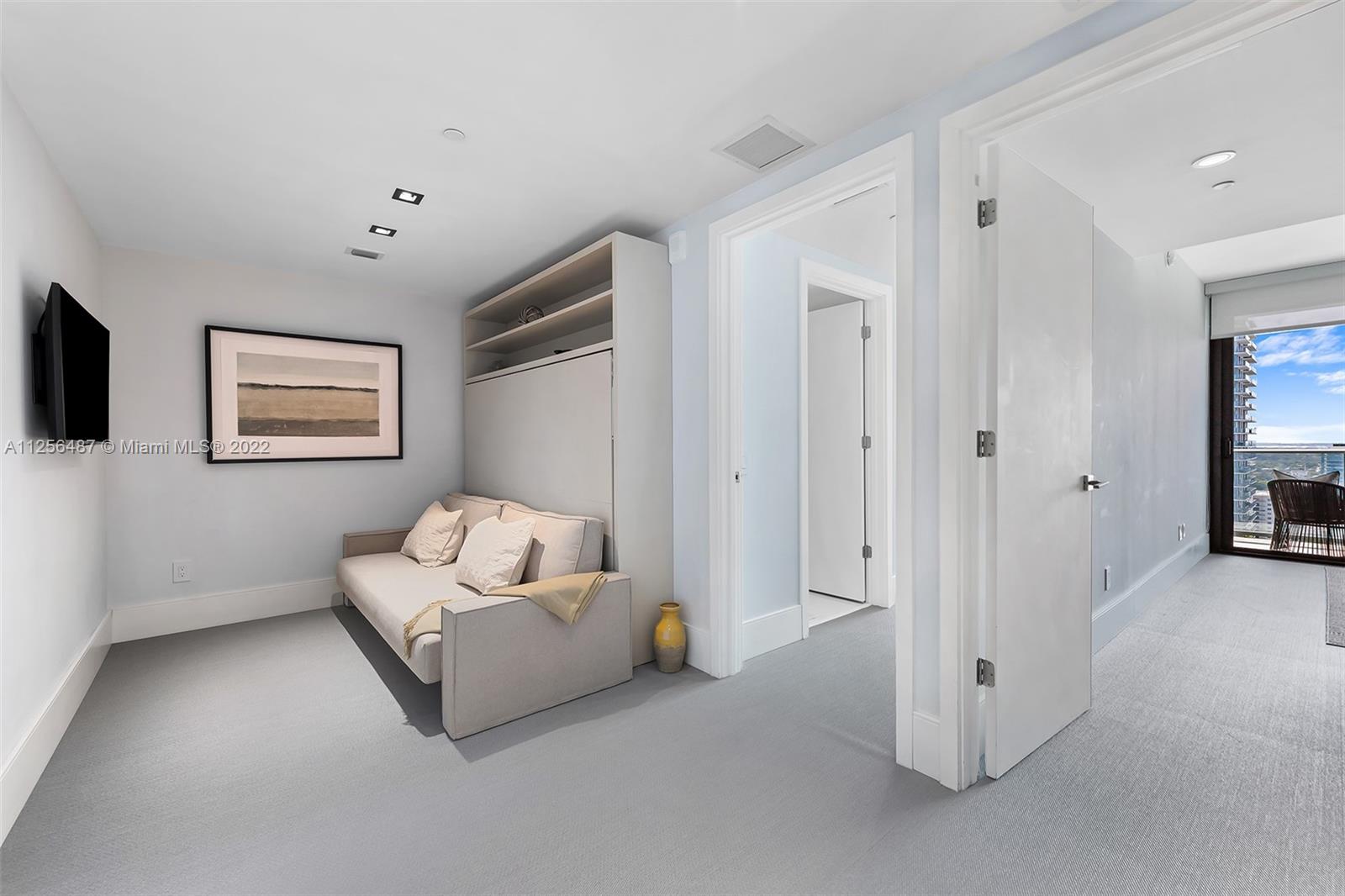 3131 NE 7th Ave Unit: 3004