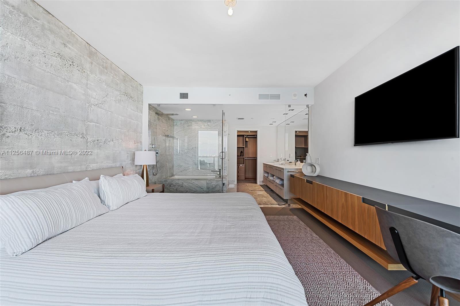 3131 NE 7th Ave Unit: 3004
