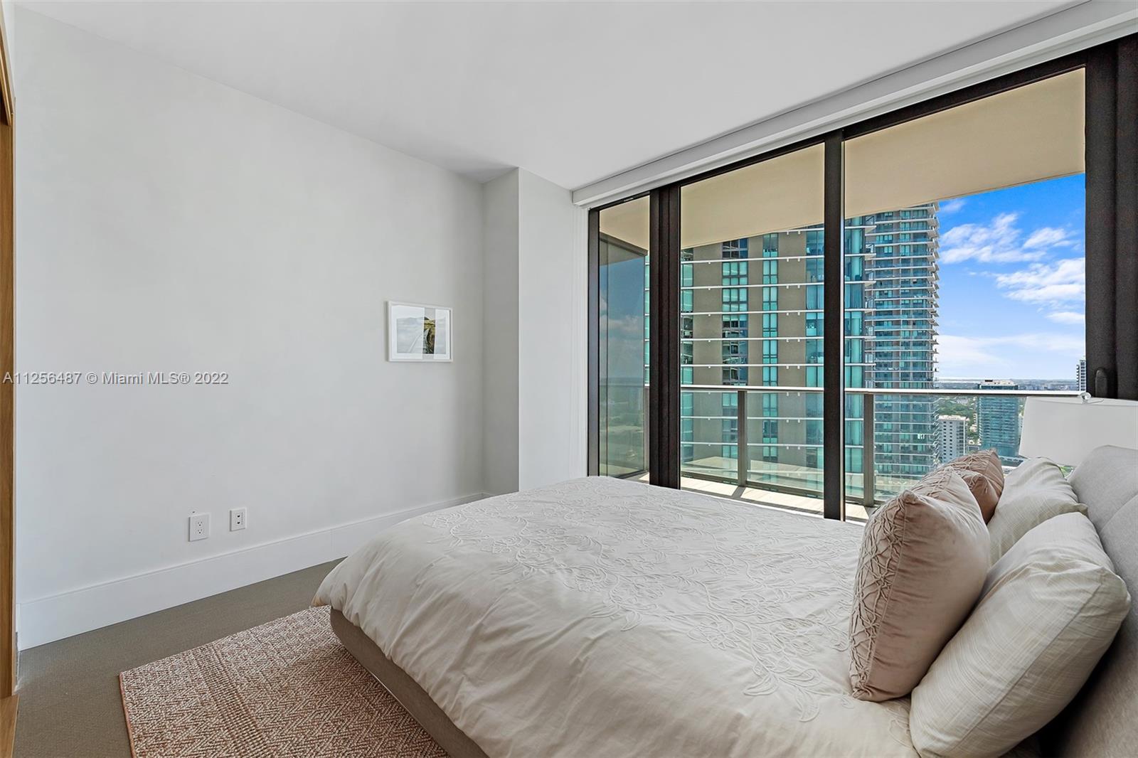3131 NE 7th Ave Unit: 3004