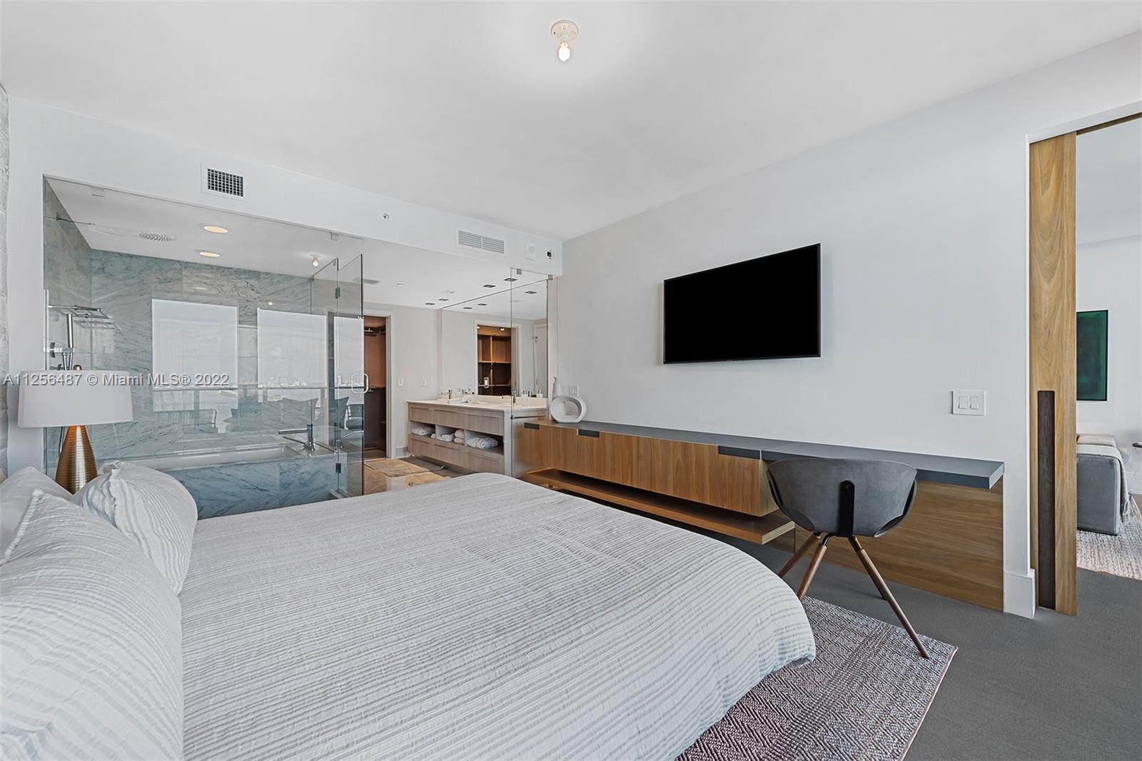 3131 NE 7th Ave Unit: 3004