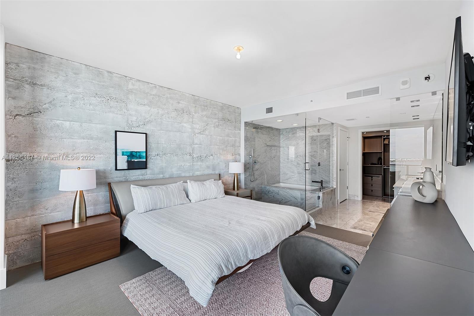 3131 NE 7th Ave Unit: 3004