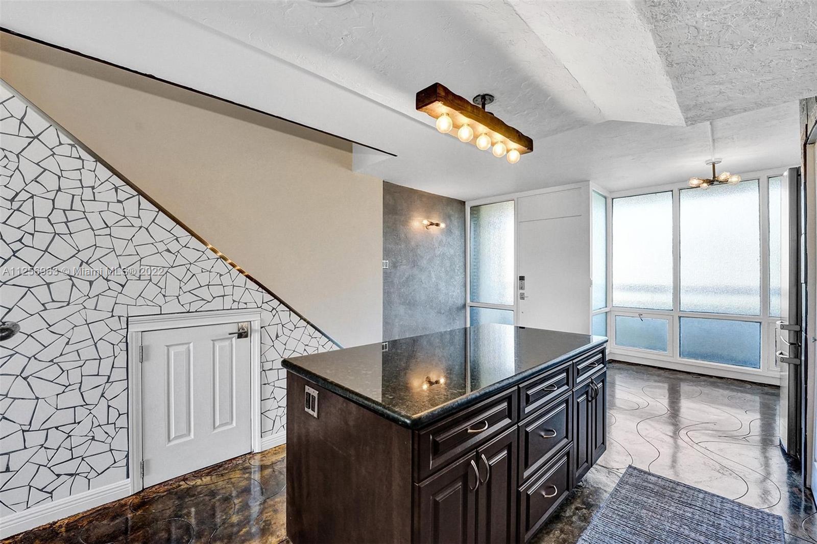 1401 S Federal Hwy Unit: 216