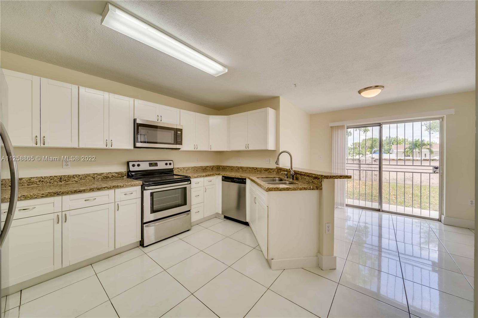 5210 NW 185th Ter