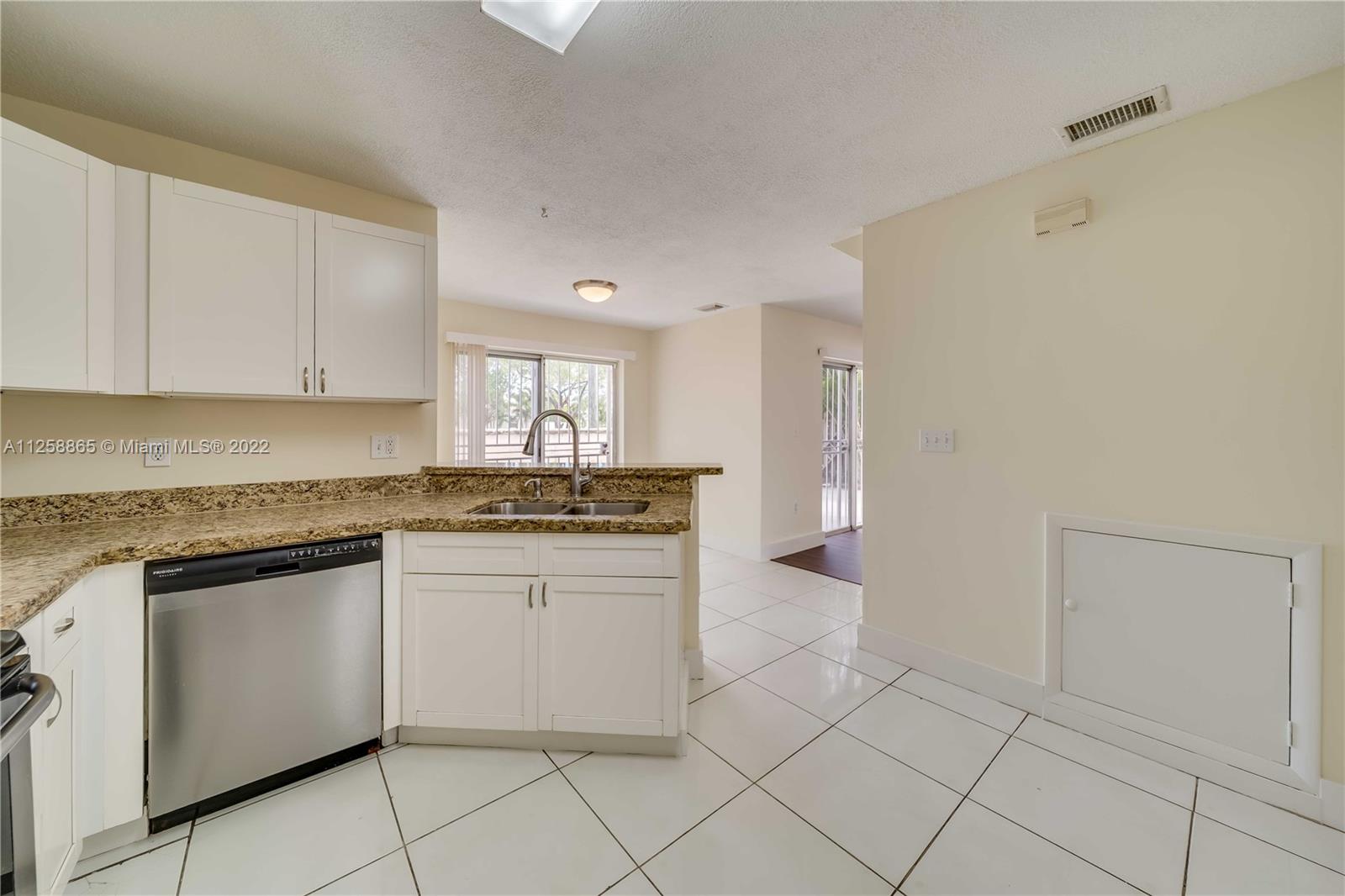 5210 NW 185th Ter