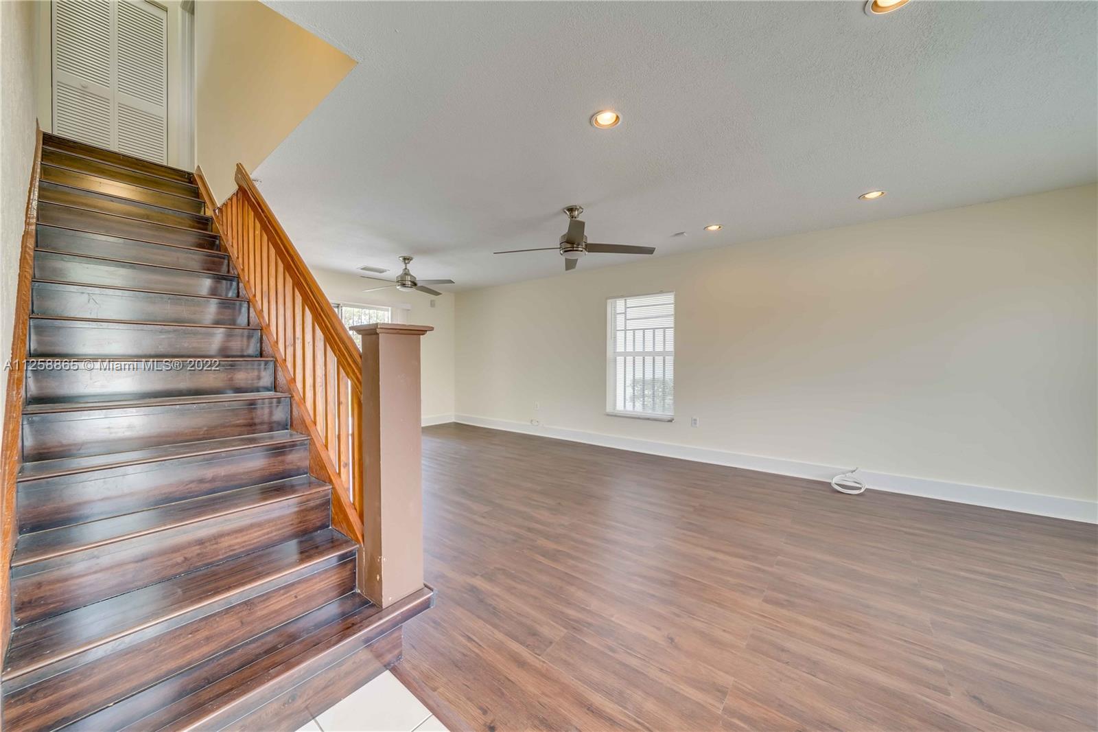 5210 NW 185th Ter