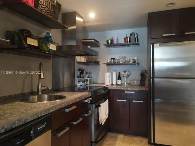 1228 West Ave Unit: 209