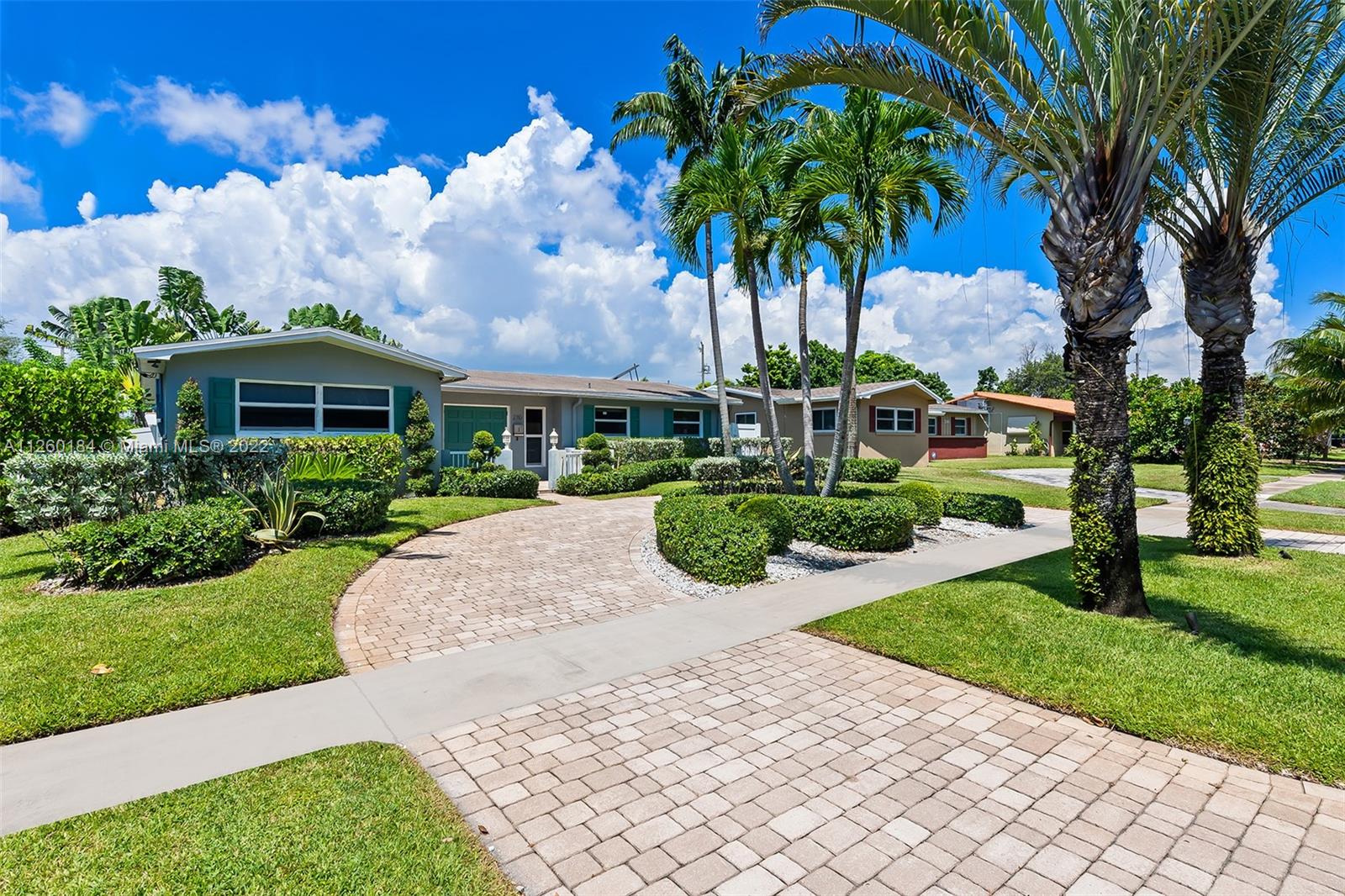 2110 N 37th Ave