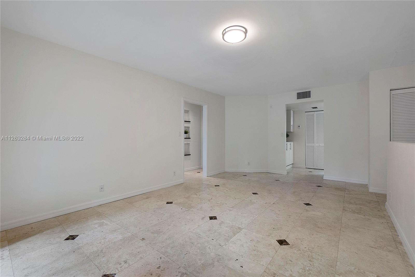 119 Gardens Dr Unit: 203