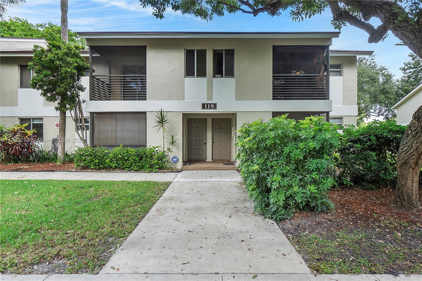 119 Gardens Dr Unit: 203