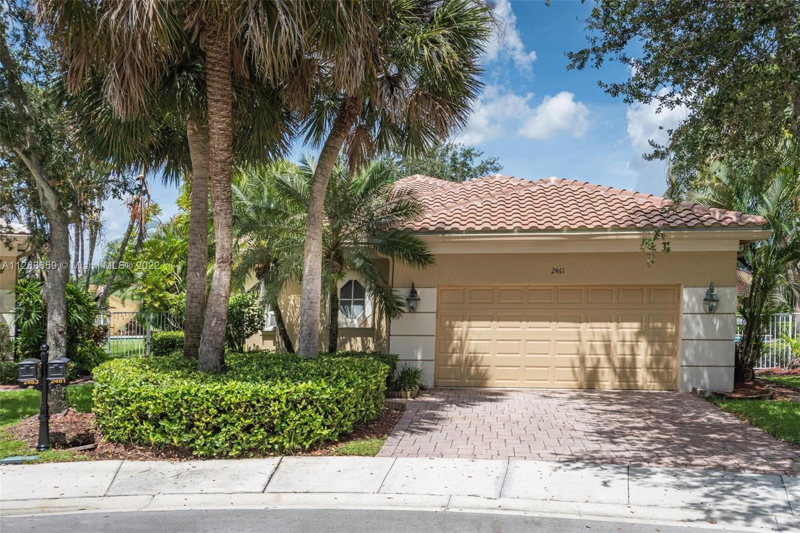 2461 Bay Isle Ct