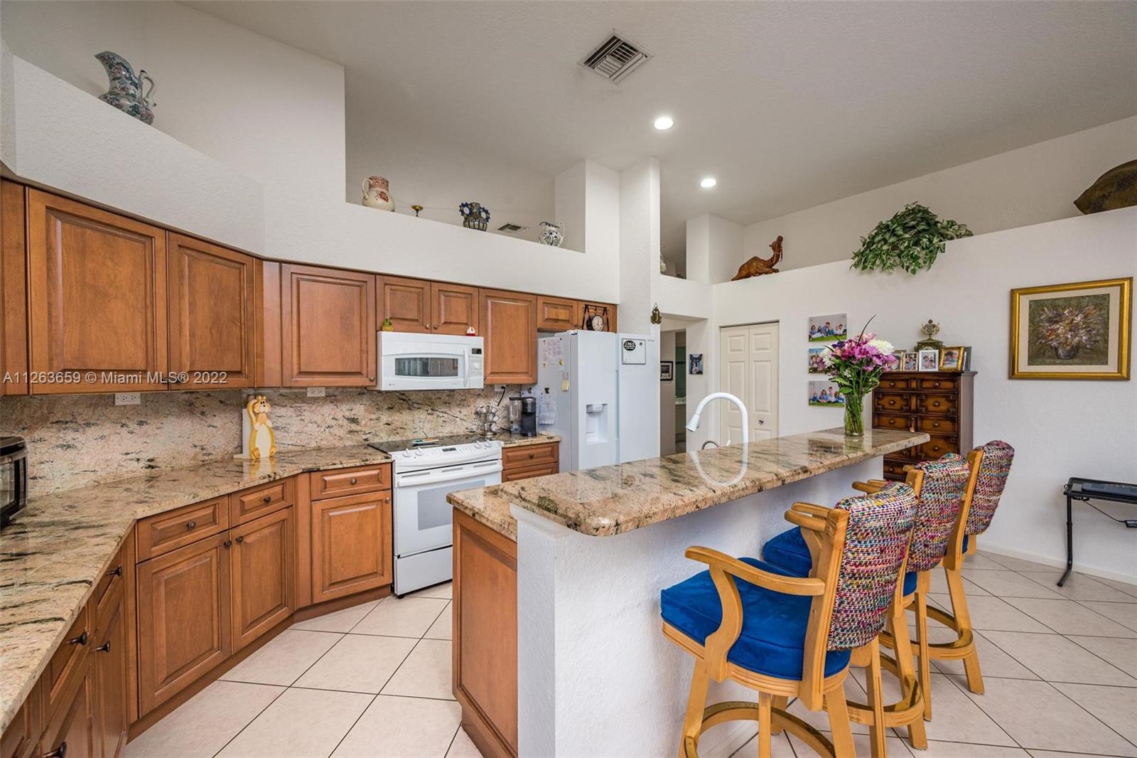 2461 Bay Isle Ct