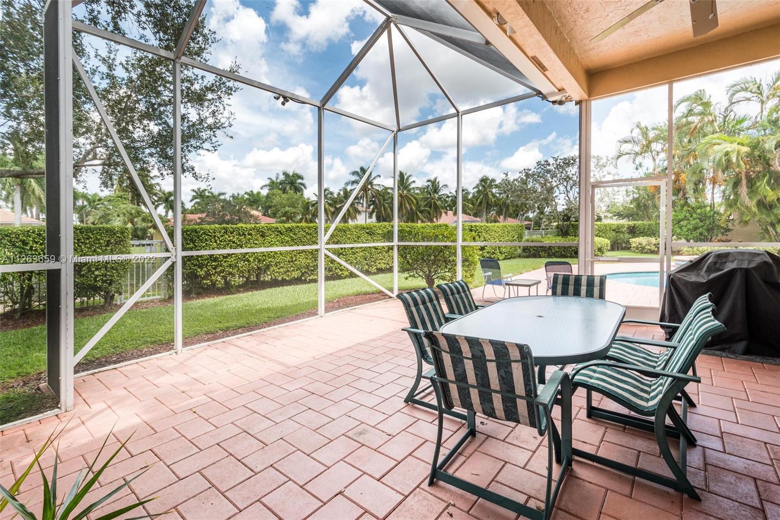 2461 Bay Isle Ct