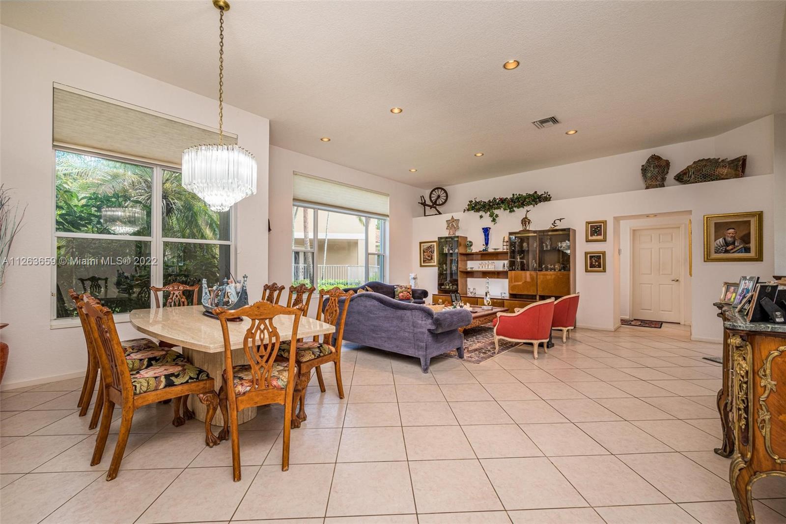 2461 Bay Isle Ct