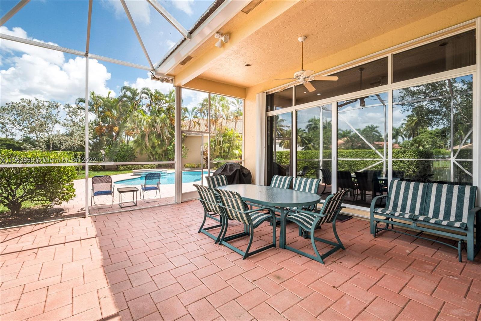 2461 Bay Isle Ct