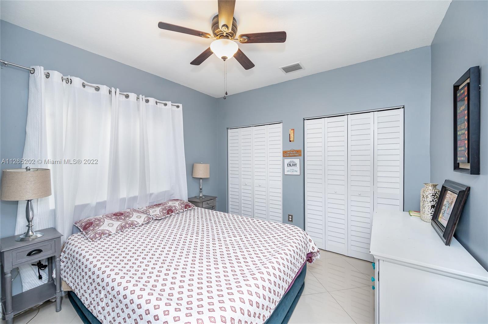 1075 NE 41st Ave Unit: 1075