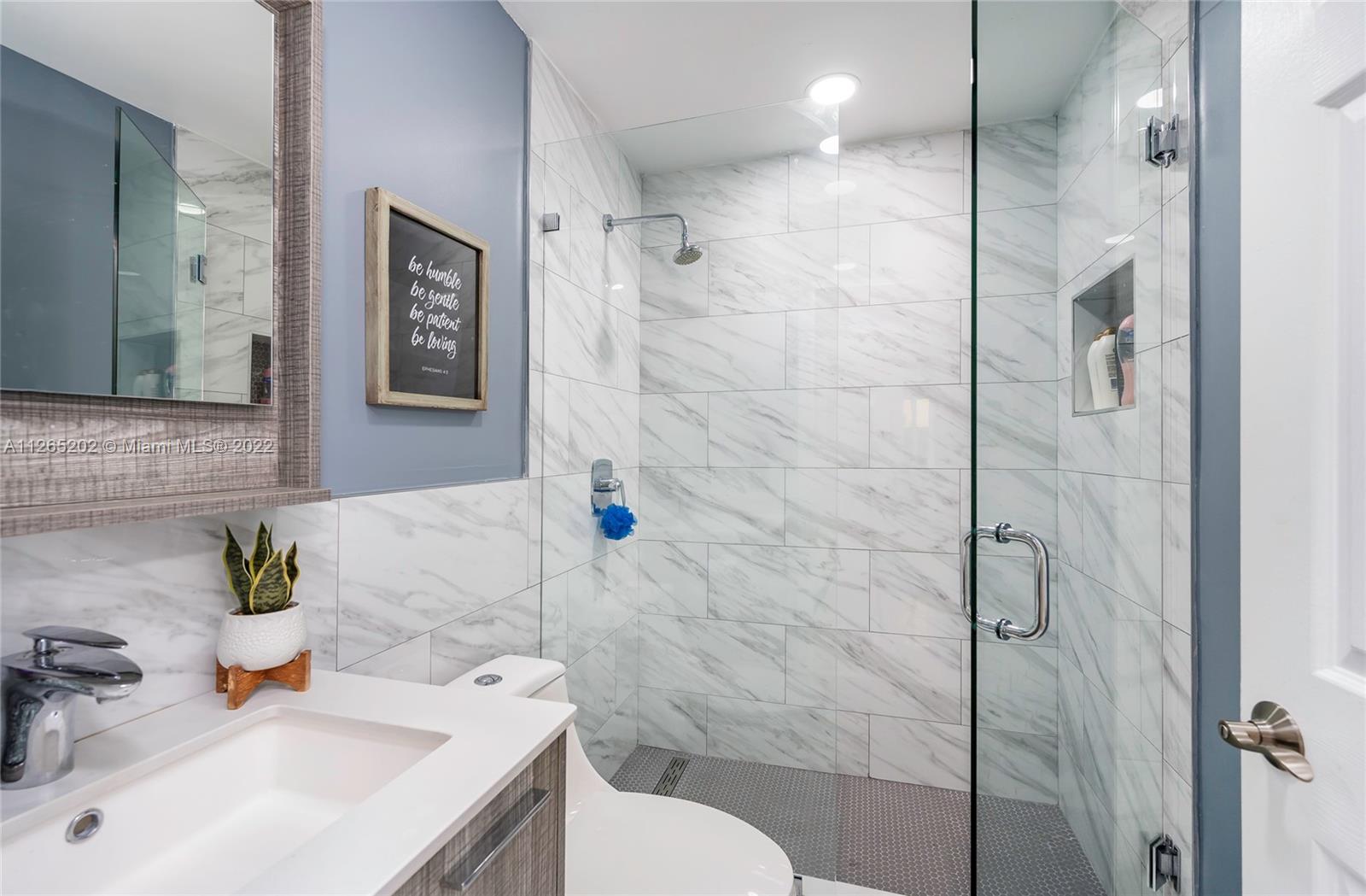 1075 NE 41st Ave Unit: 1075