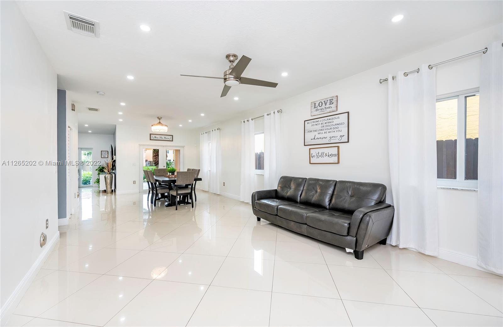 1075 NE 41st Ave Unit: 1075