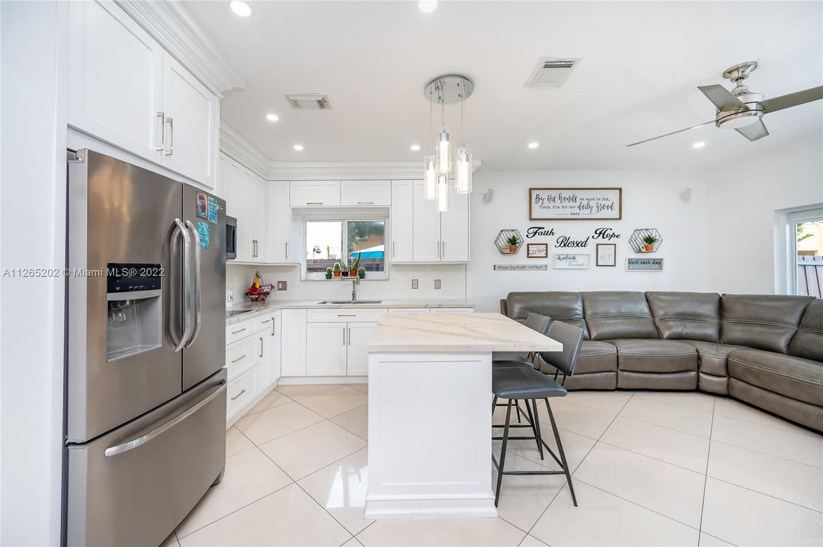 1075 NE 41st Ave Unit: 1075