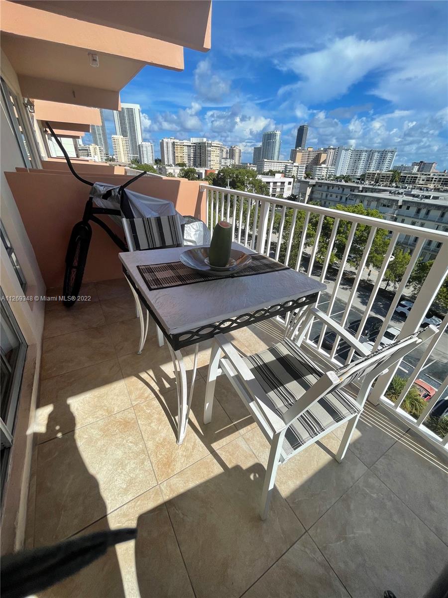 2200 E Hallandale Beach Blvd Unit: 709
