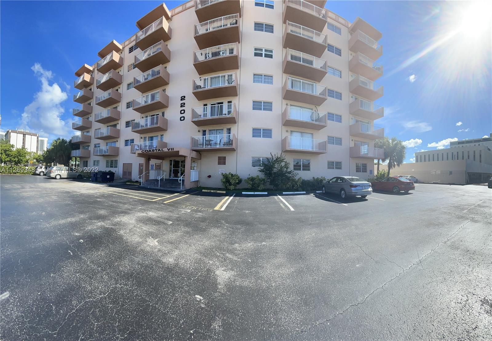 2200 E Hallandale Beach Blvd Unit: 709