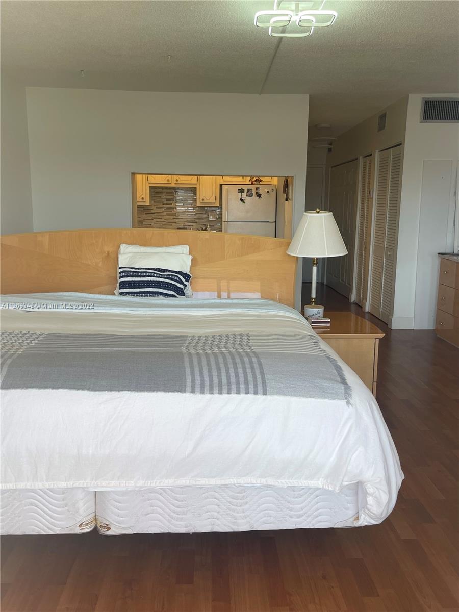 2200 E Hallandale Beach Blvd Unit: 709