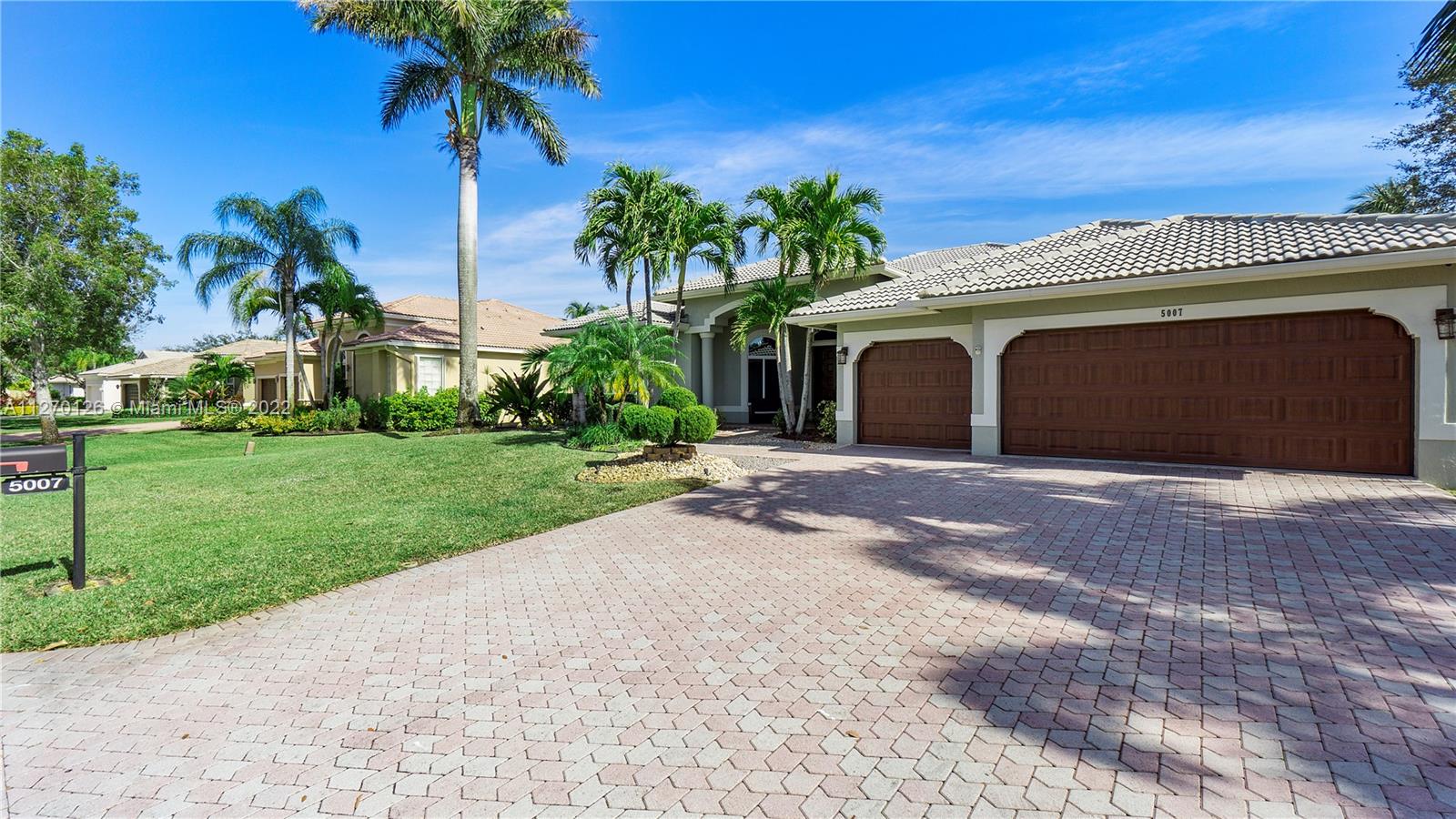 5007 NW 113th Ave