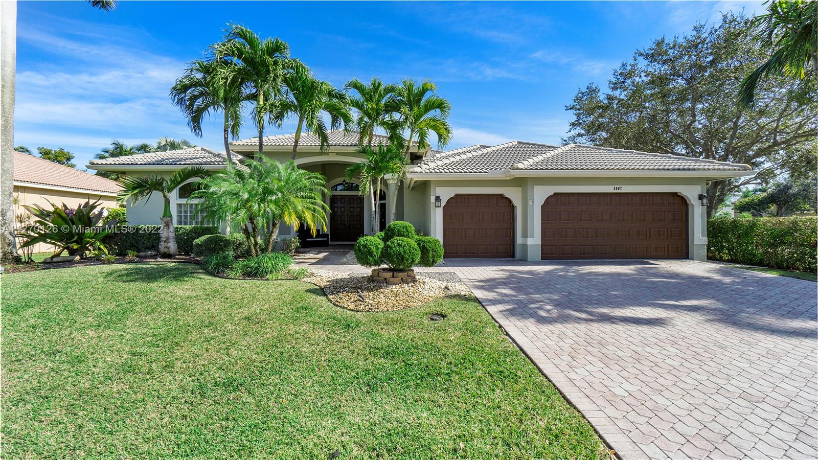 5007 NW 113th Ave