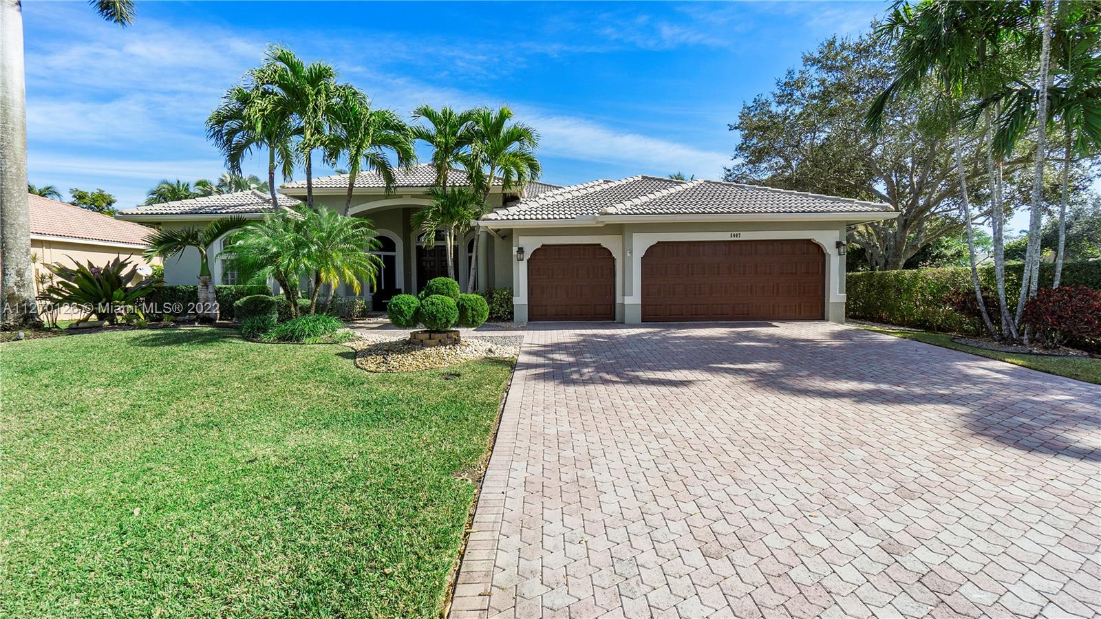 5007 NW 113th Ave