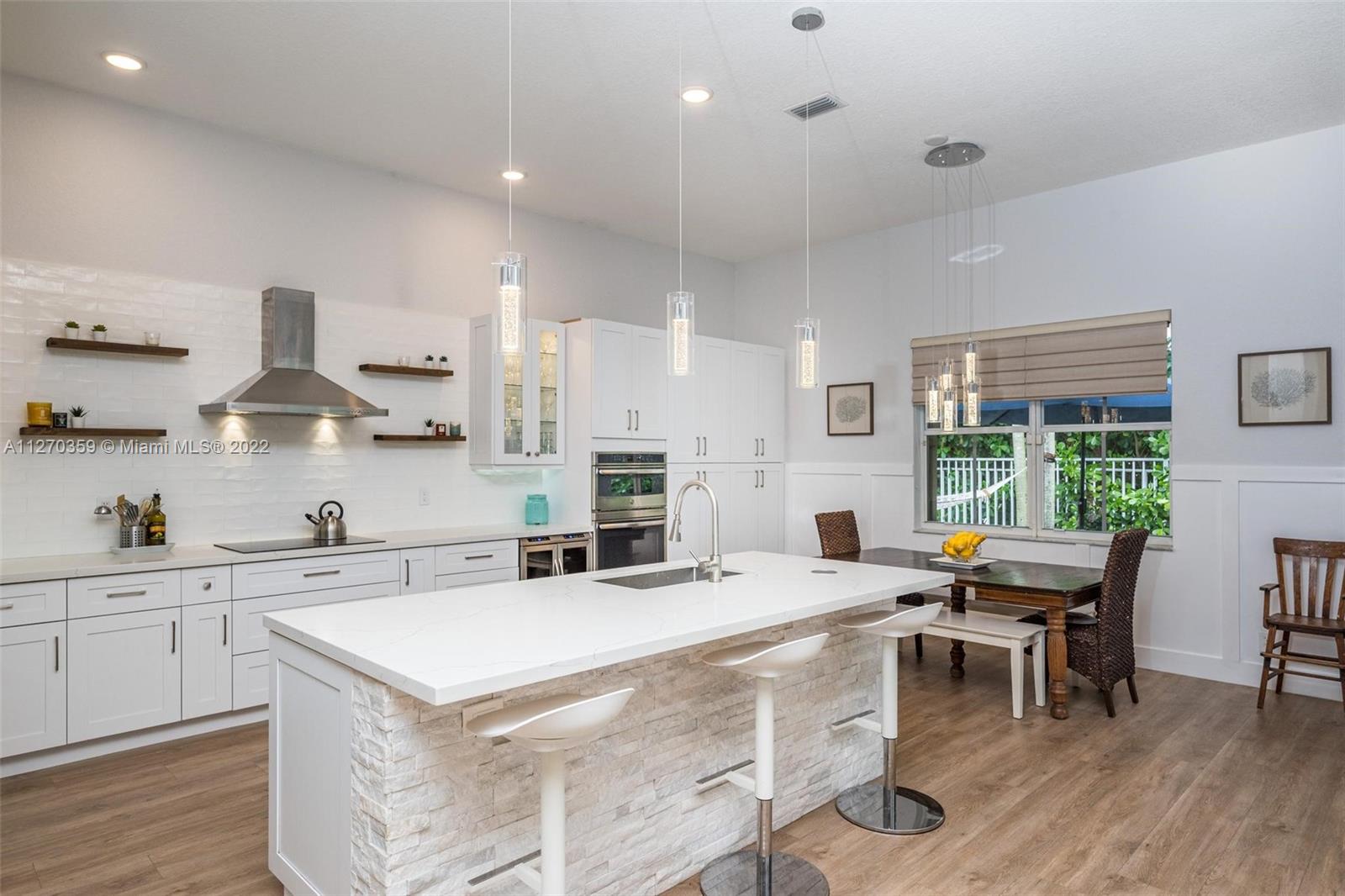 1955 Timberline Rd